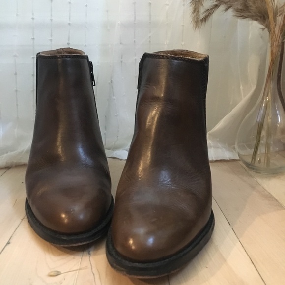 Frye Shoes - ✨ Frye Brown Booties | size 8.5